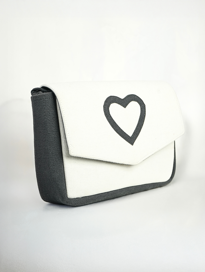 VALENTINE CLUTCH CHARCOAL