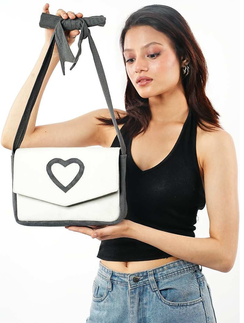 VALENTINE CLUTCH CHARCOAL