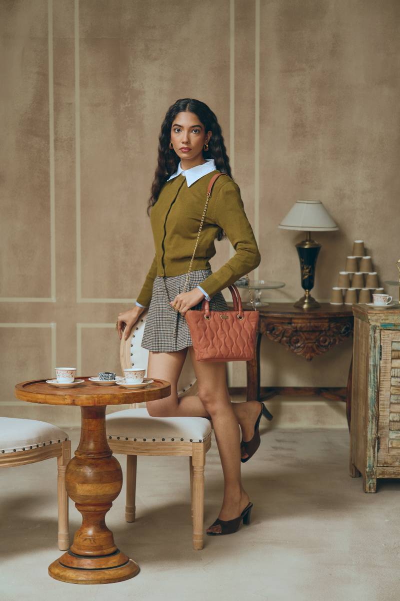 Bucket Quilted Brown Sling Bag - Rizir