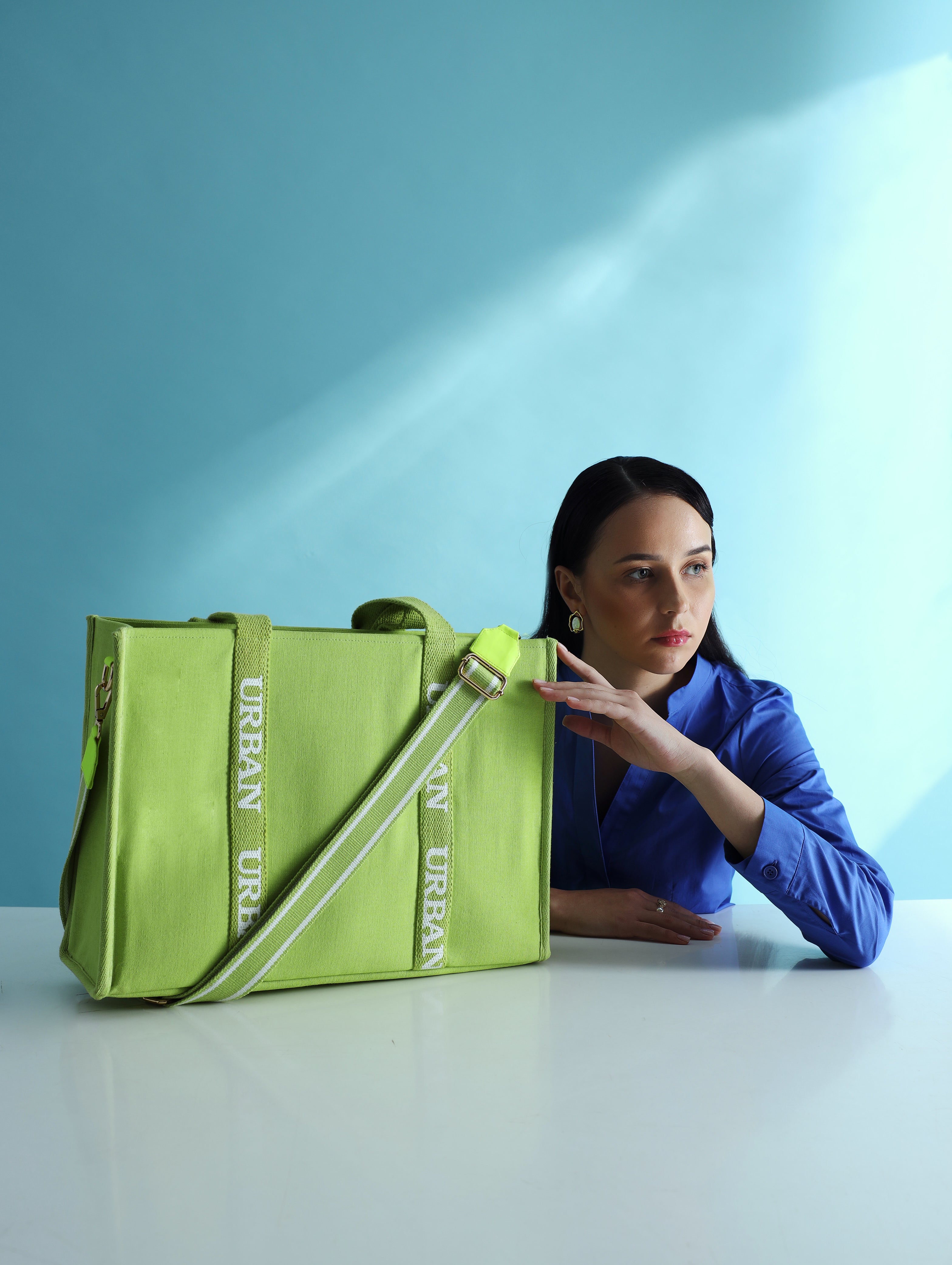 MEDIUM URBAN TOTE - LIME GREEN - Rizir