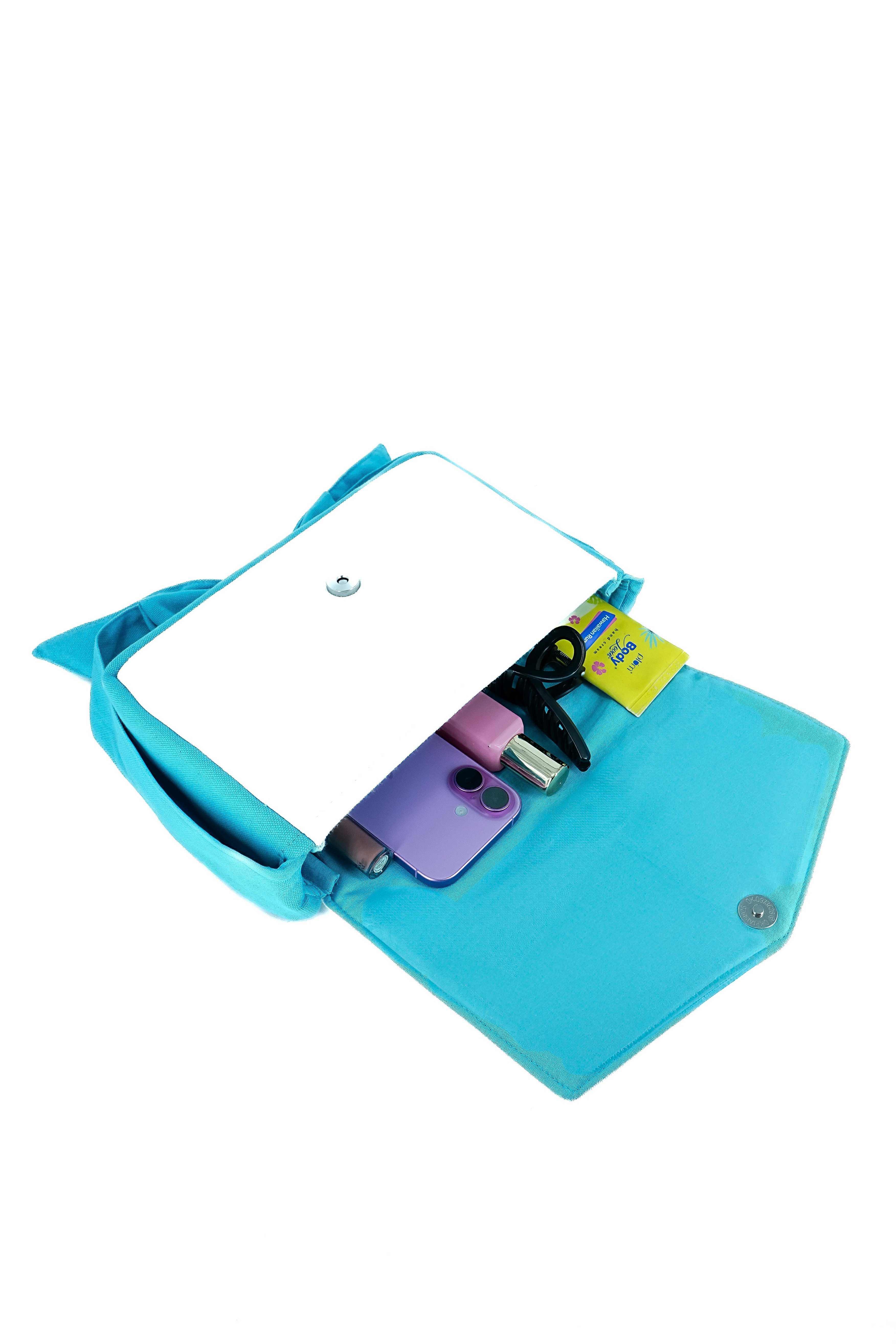 VALENTINE CLUTCH CLOUD BLUE